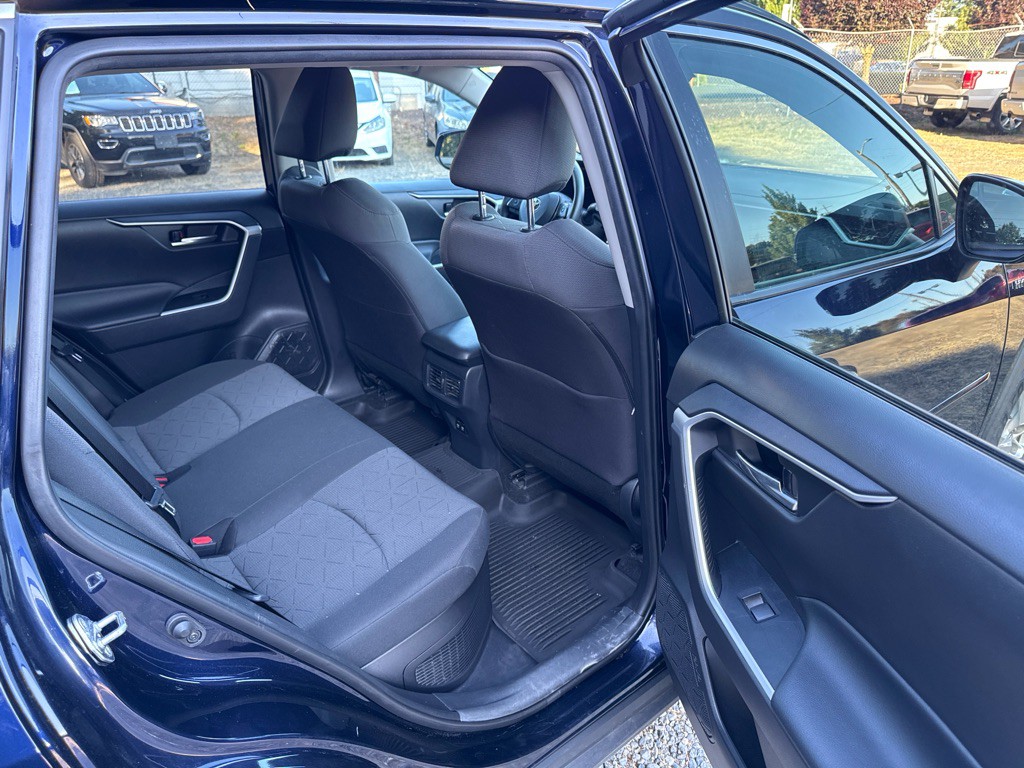 2020 Toyota Rav4 Image 8