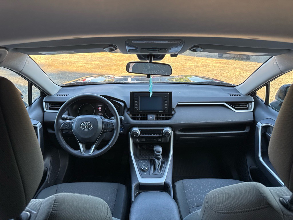 2020 Toyota Rav4 Image 11