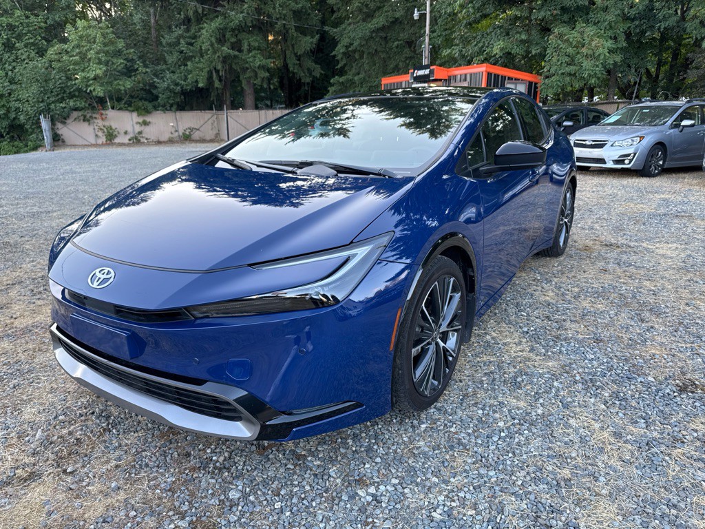 2023 Toyota Prius Image 1