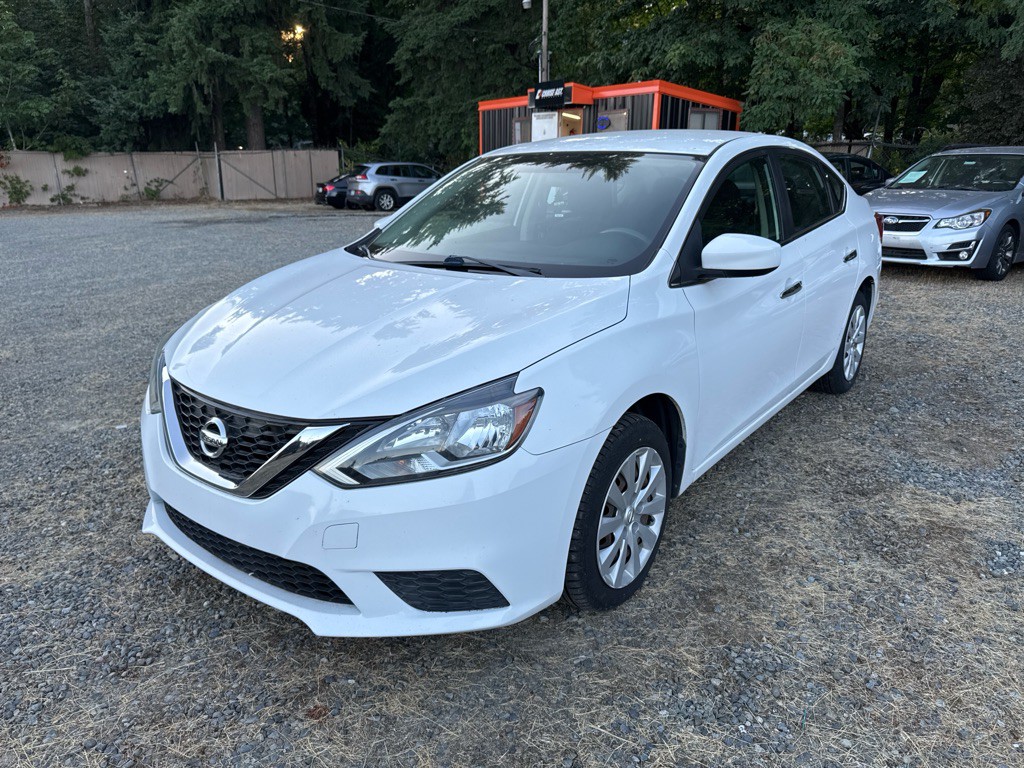 2017 Nissan Sentra Image 1