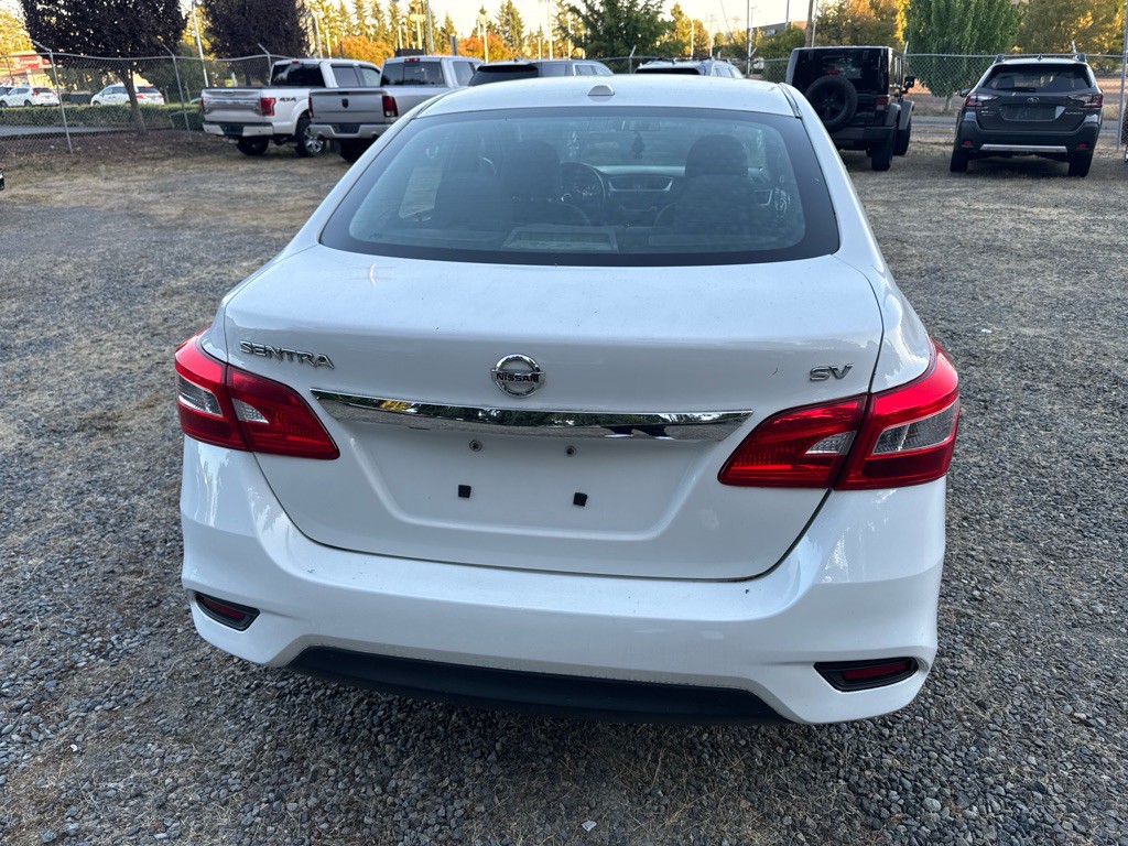 2017 Nissan Sentra Image 5
