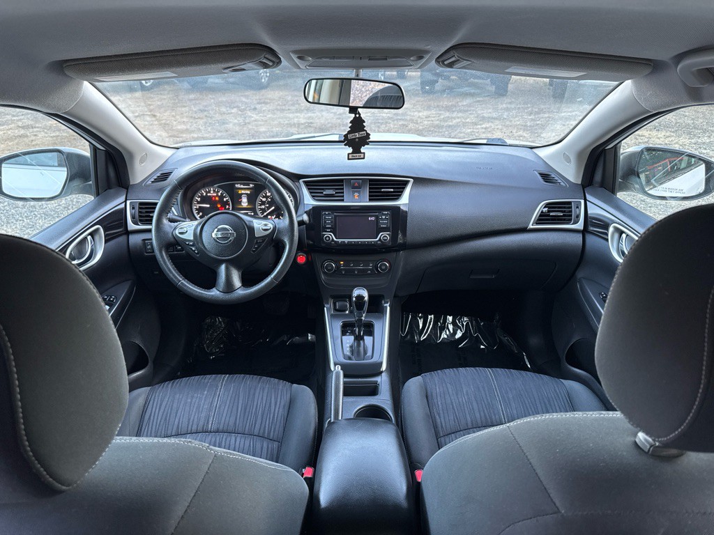 2017 Nissan Sentra Image 11
