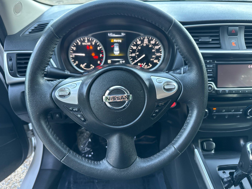 2017 Nissan Sentra Image 13