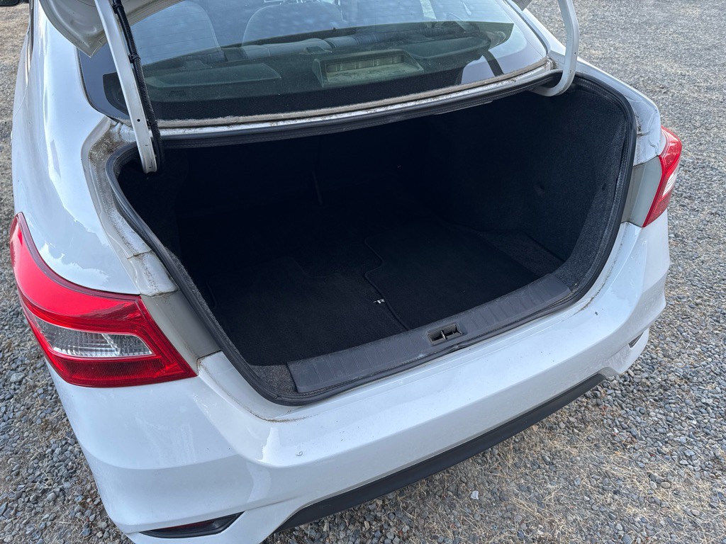 2017 Nissan Sentra Image 17