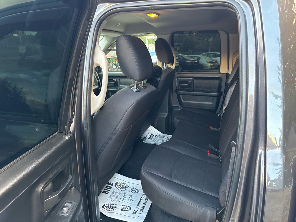 2019 RAM 1500 Image 7