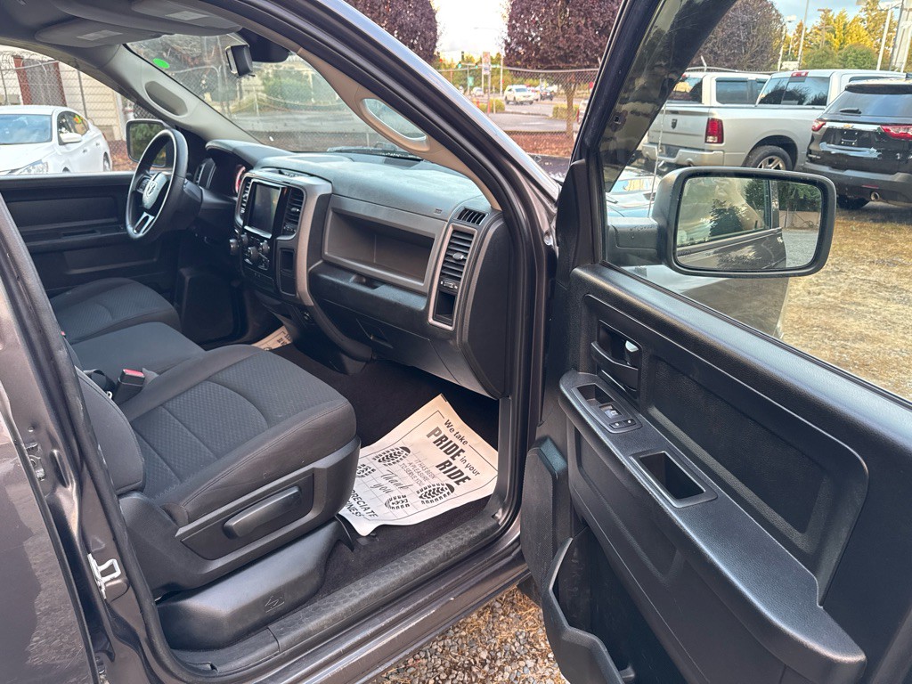 2019 RAM 1500 Image 9