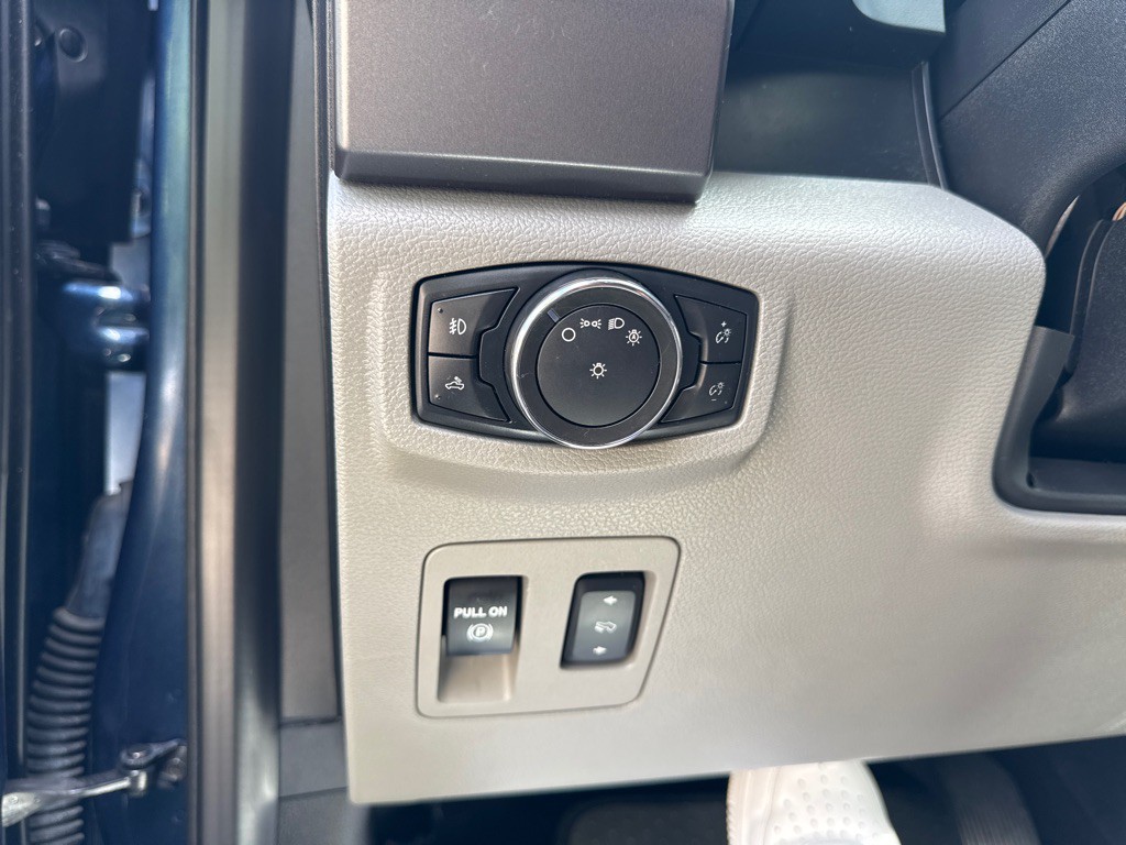 2016 Ford F-150 Image 17