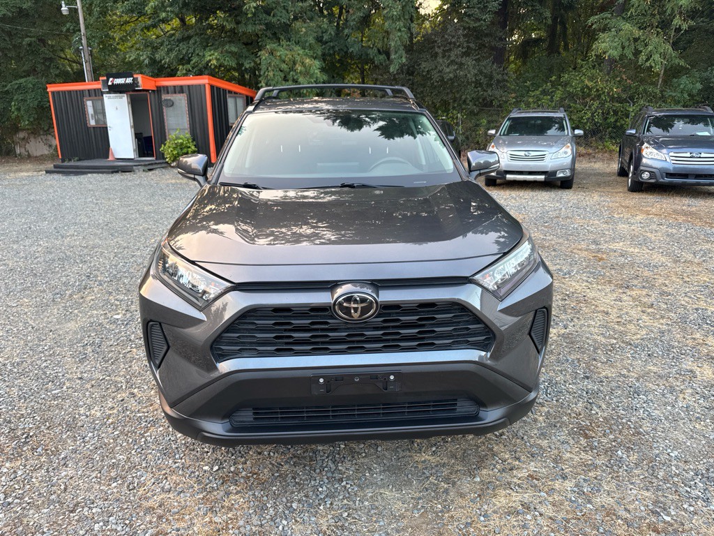 2019 Toyota Rav4 Image 2