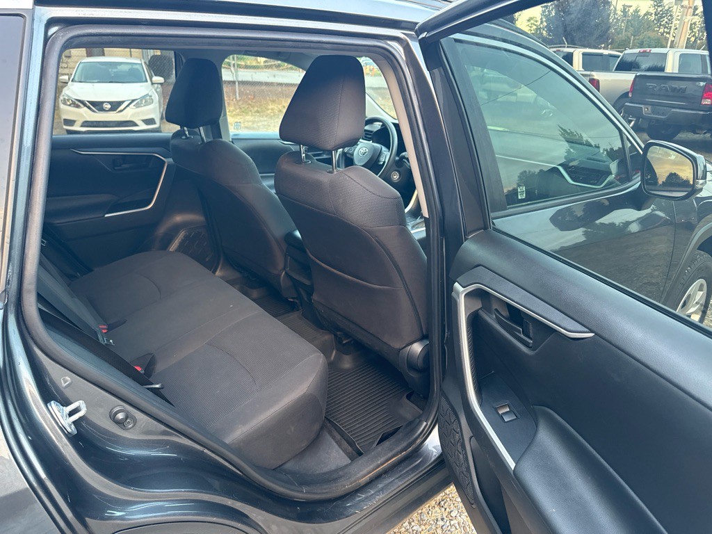 2019 Toyota Rav4 Image 8