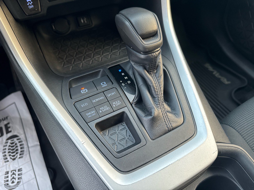 2019 Toyota Rav4 Image 16