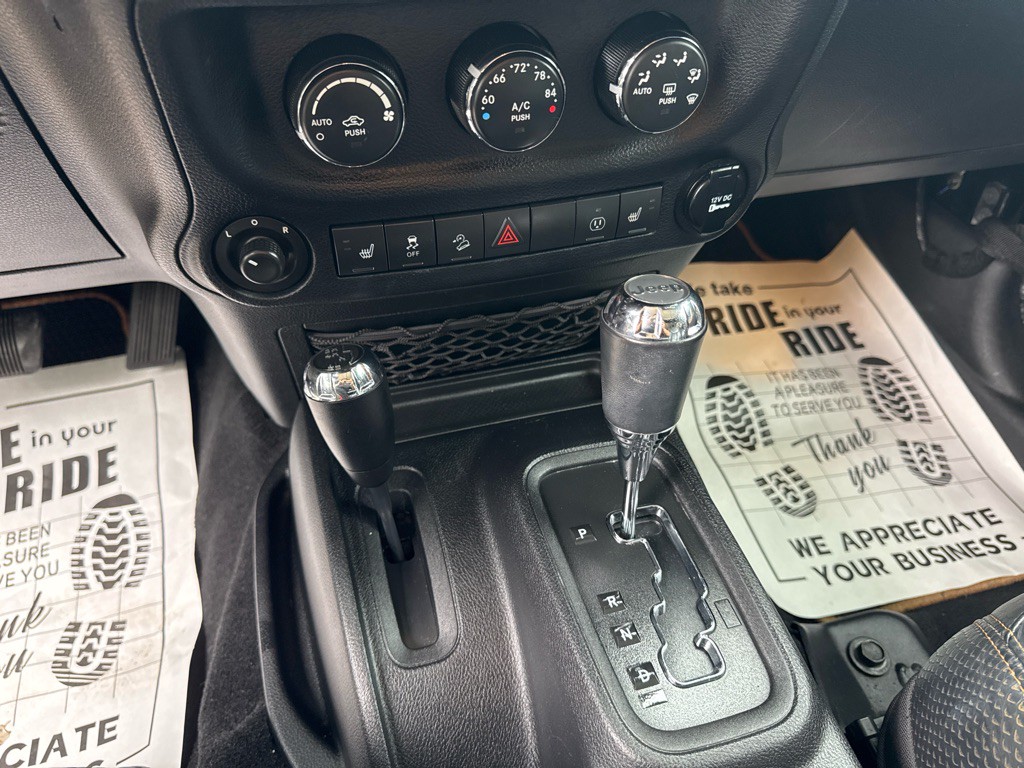 2014 Jeep Wrangler Unlimited Image 15