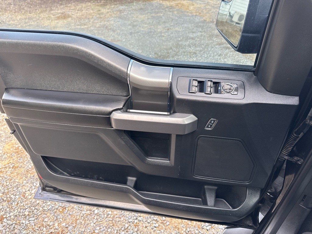 2015 Ford F-150 Image 10