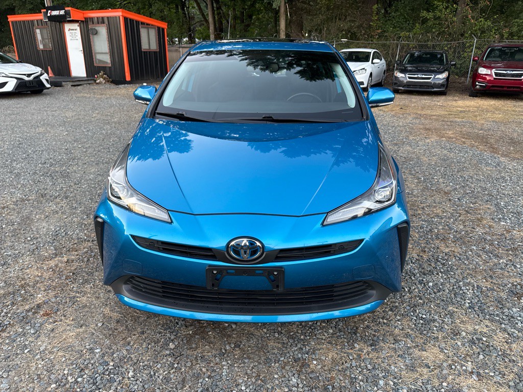 2019 Toyota Prius Image 2