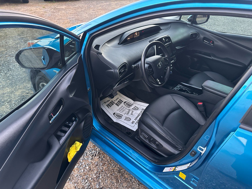 2019 Toyota Prius Image 10
