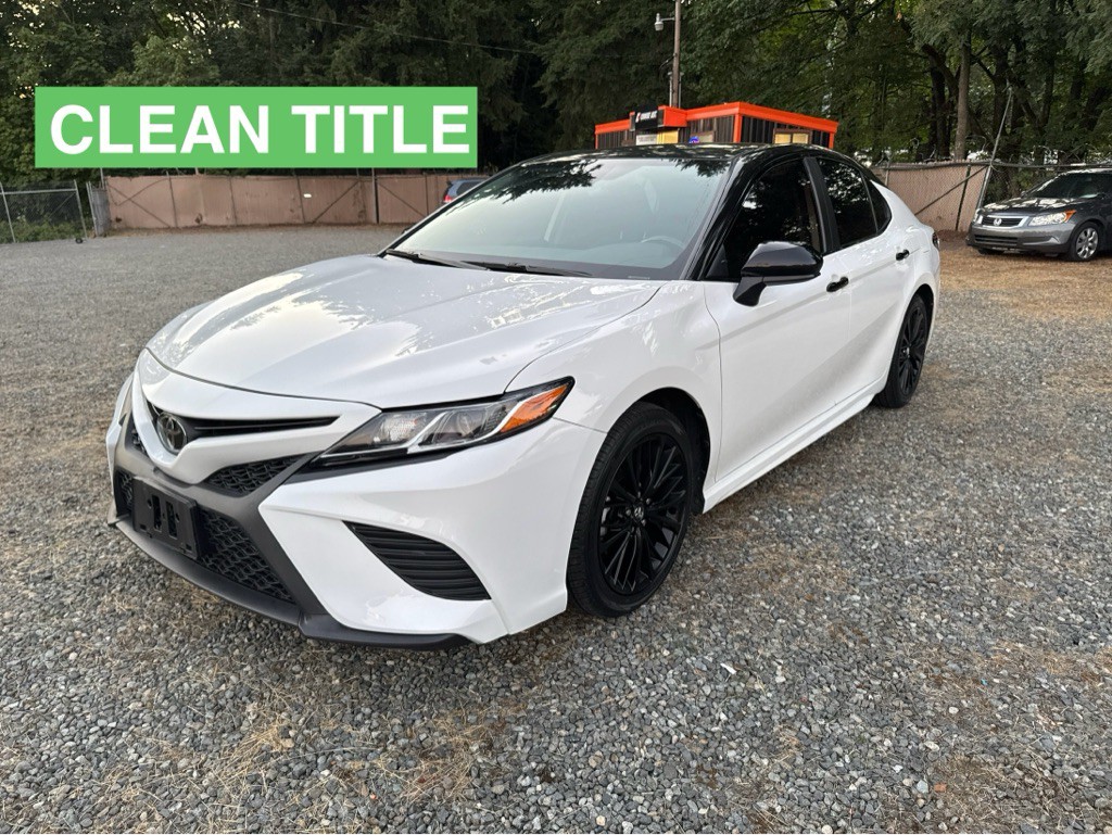 2019 Toyota Camry Image 1