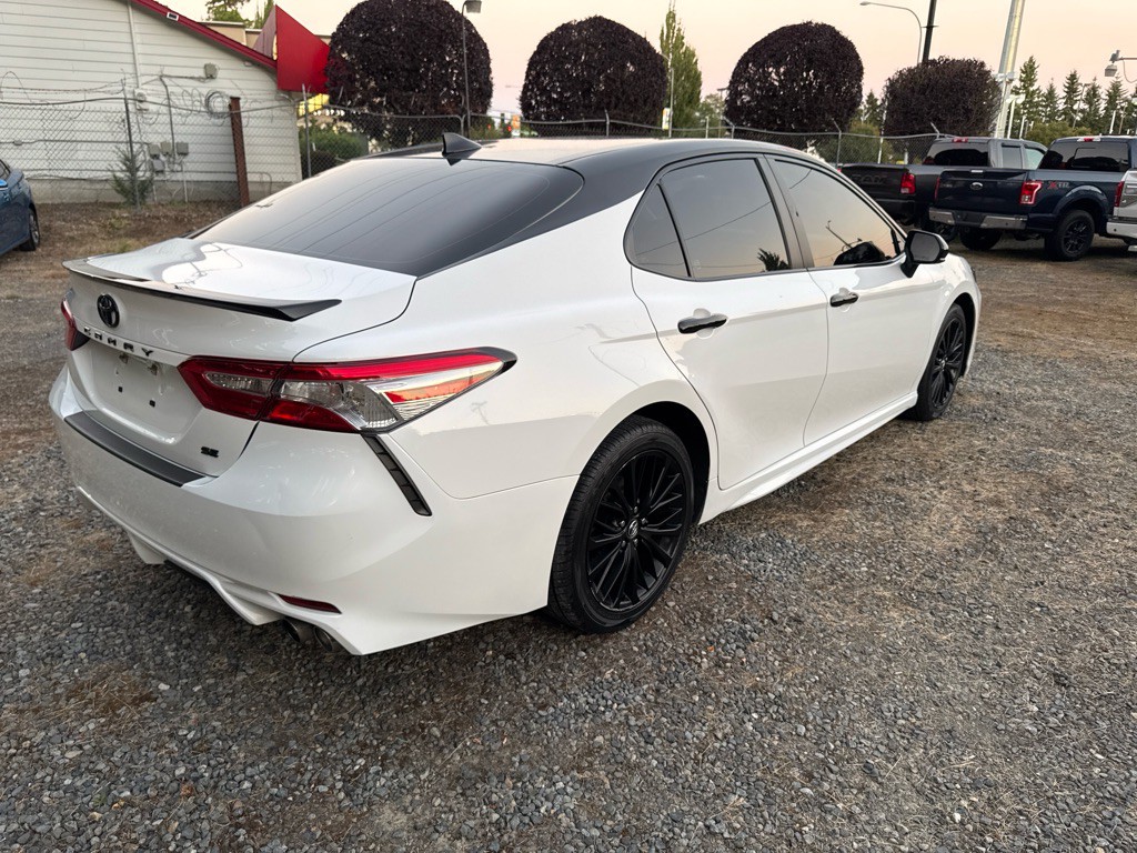 2019 Toyota Camry Image 4