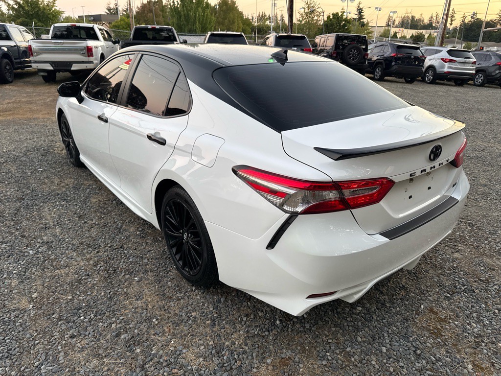 2019 Toyota Camry Image 6