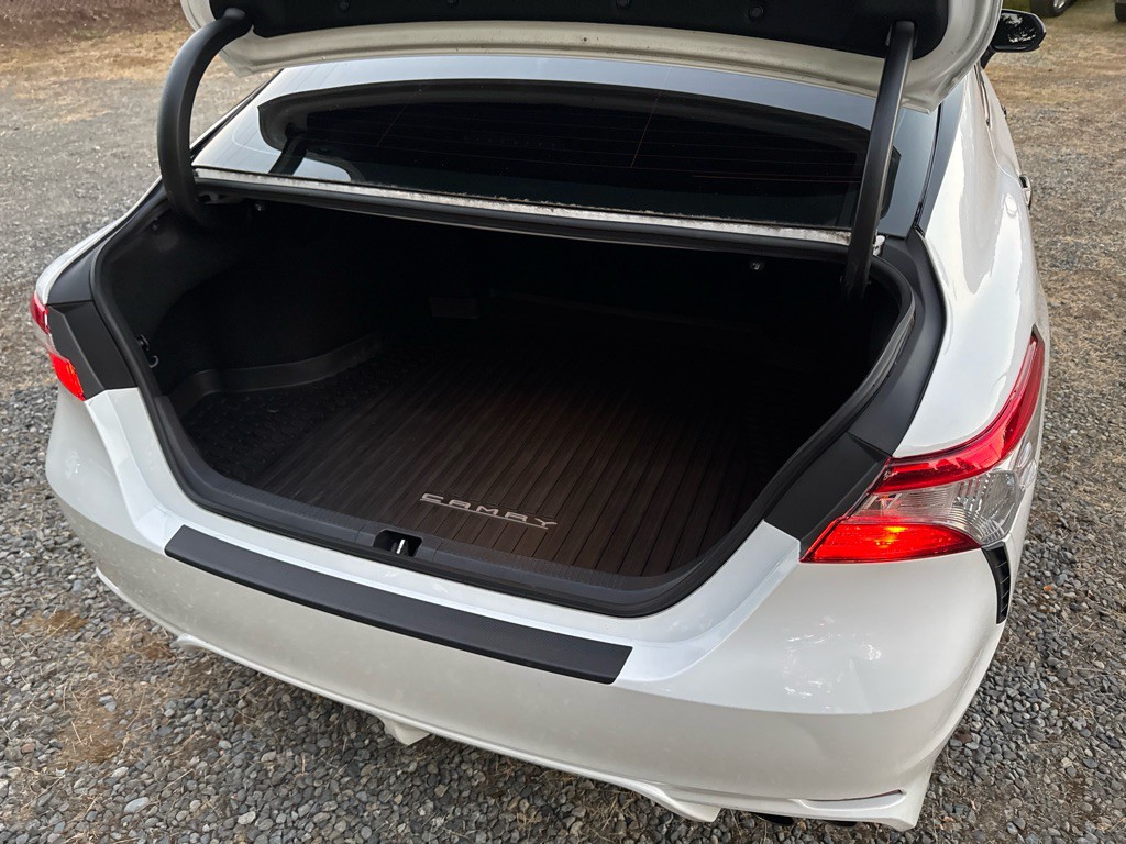 2019 Toyota Camry Image 19