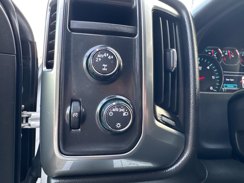 2017 Chevrolet Silverado 1500 Image 16