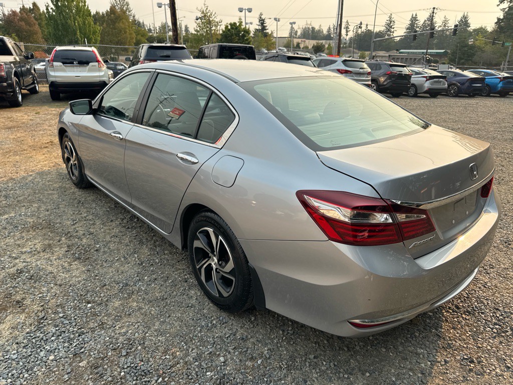 2017 Honda Accord Image 6
