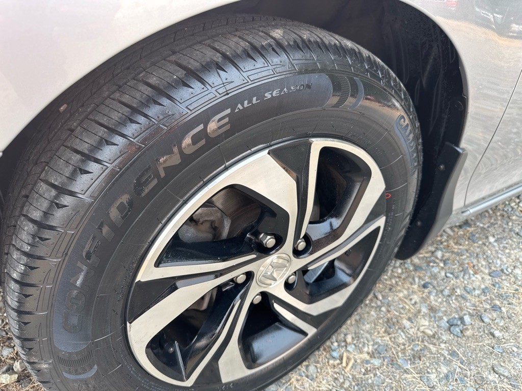 2017 Honda Accord Image 20