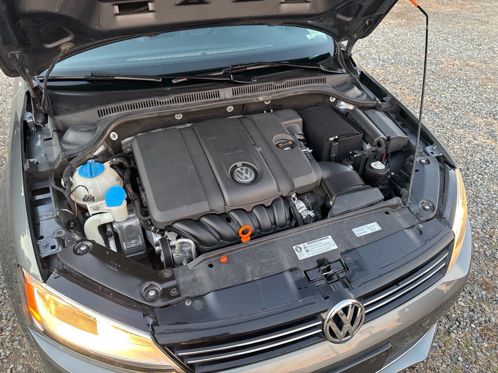 2013 Volkswagen Jetta Image 18