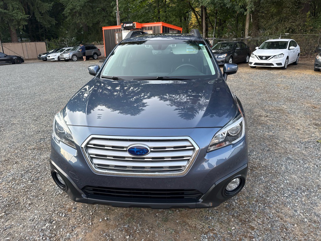 2017 Subaru Outback Image 2
