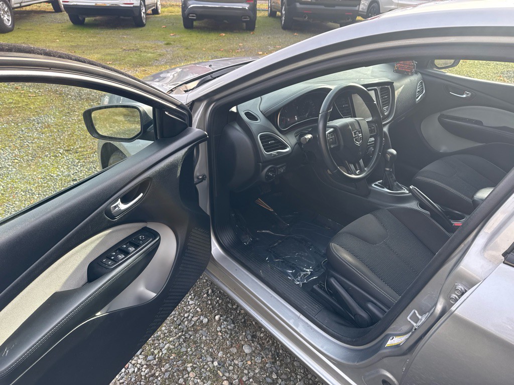 2015 Dodge Dart Image 10