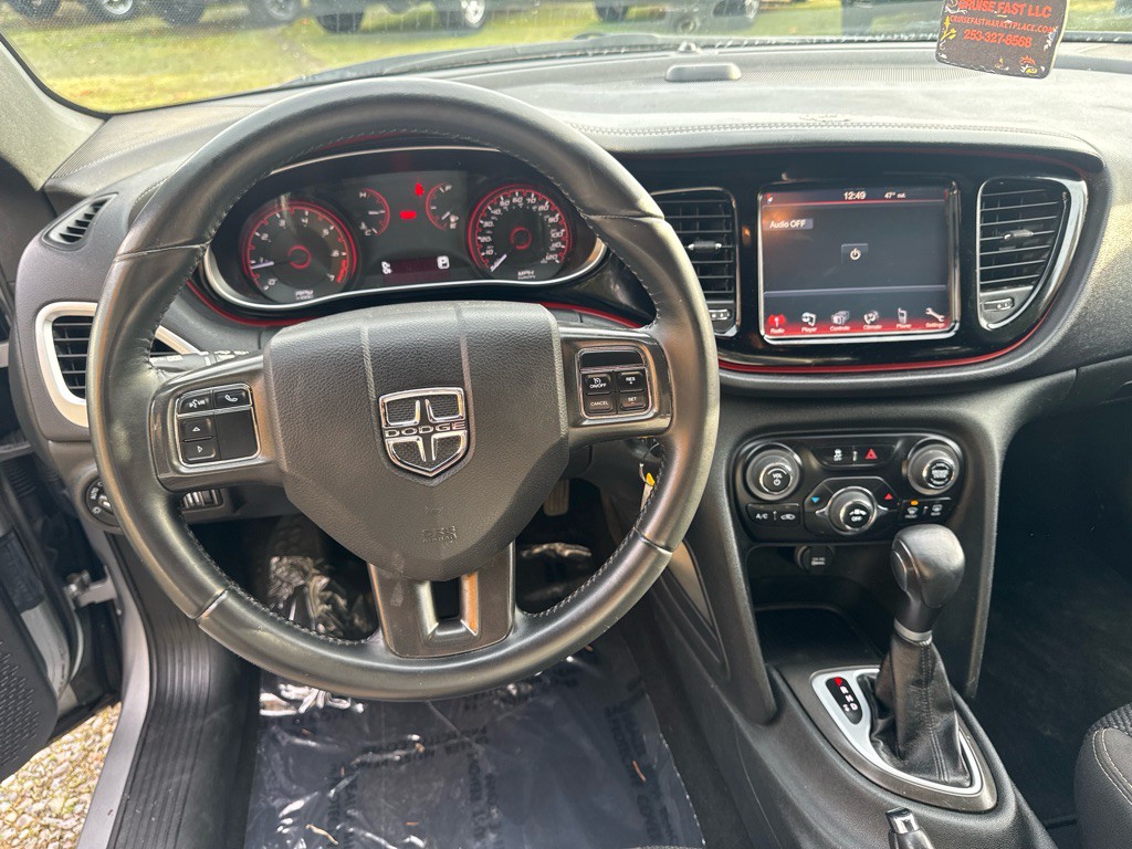 2015 Dodge Dart Image 12