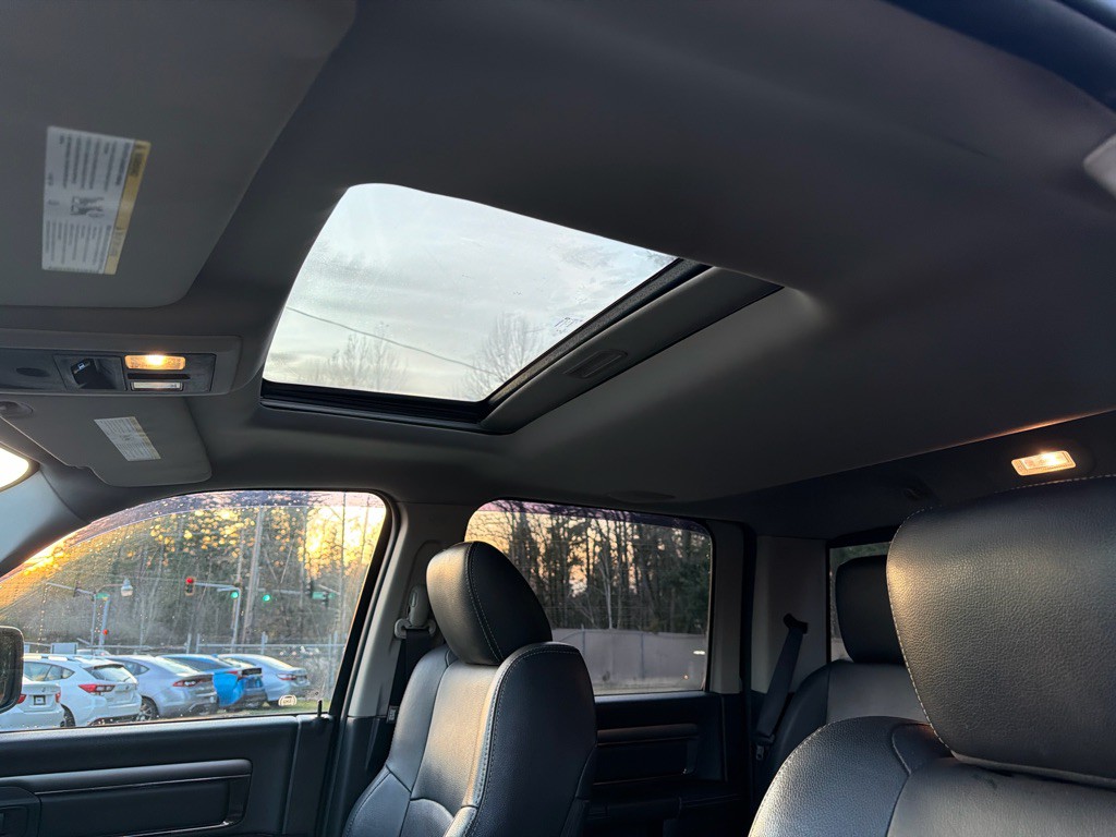 2016 RAM 1500 Image 11