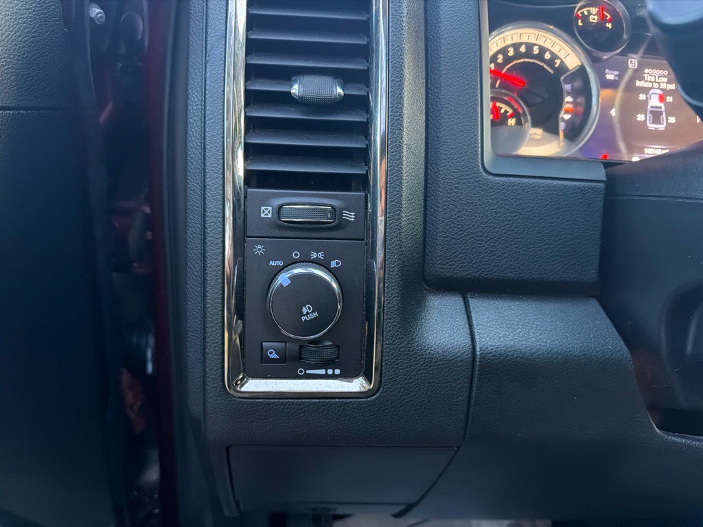 2016 RAM 1500 Image 20