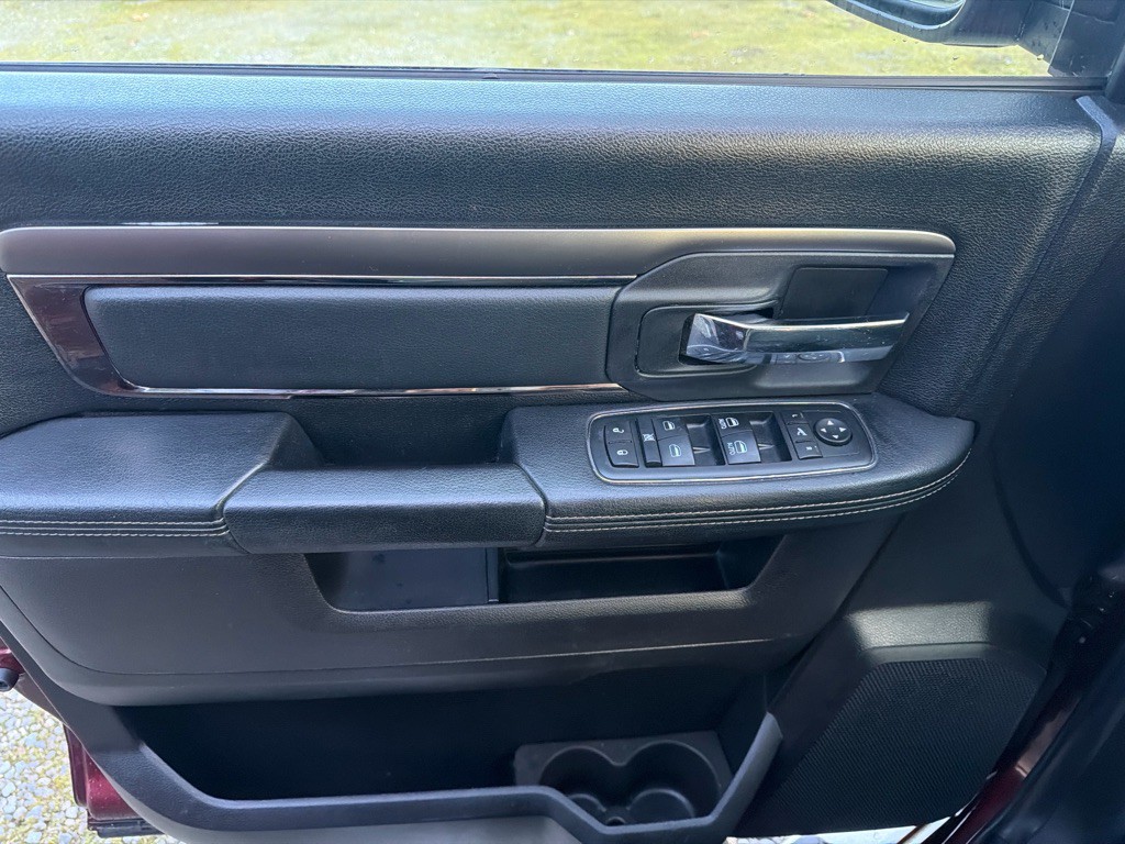 2016 RAM 1500 Image 21