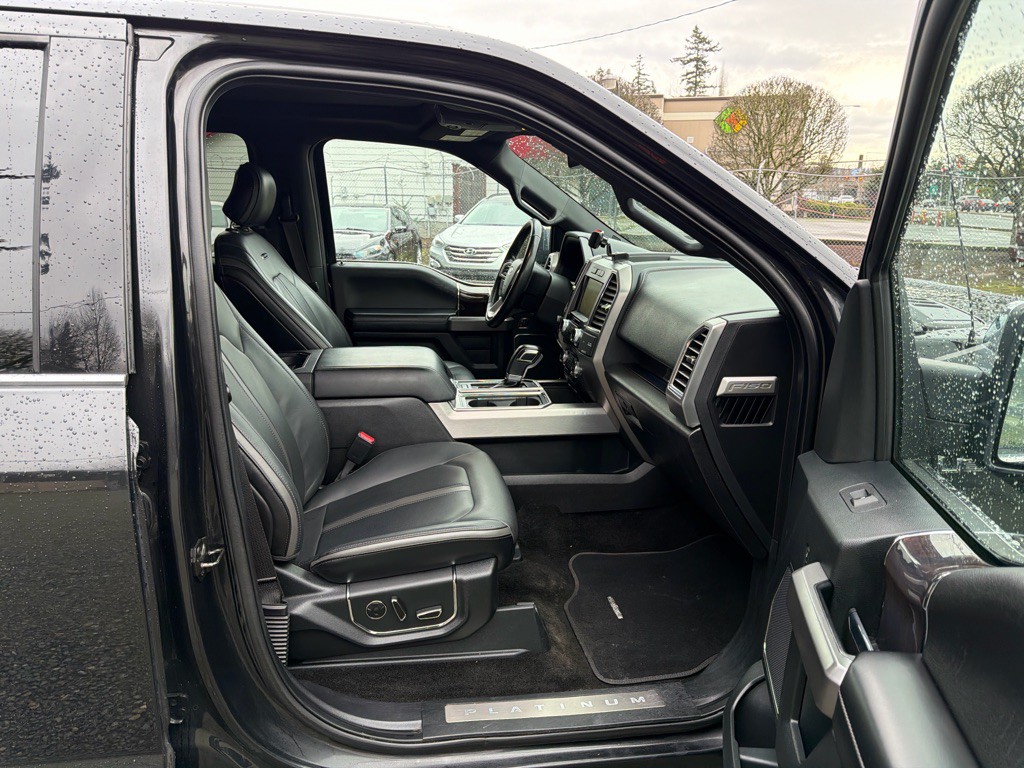 2015 Ford F-150 Image 9