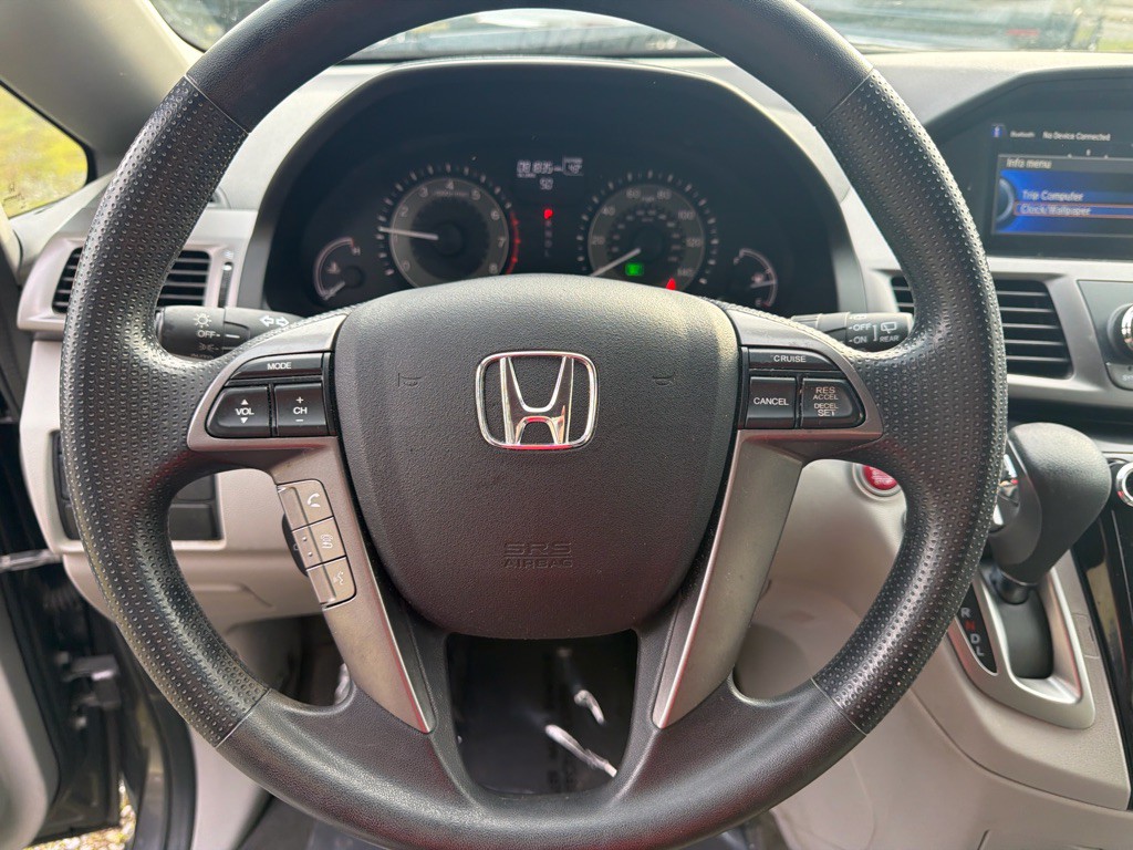 2015 Honda Odyssey Image 14