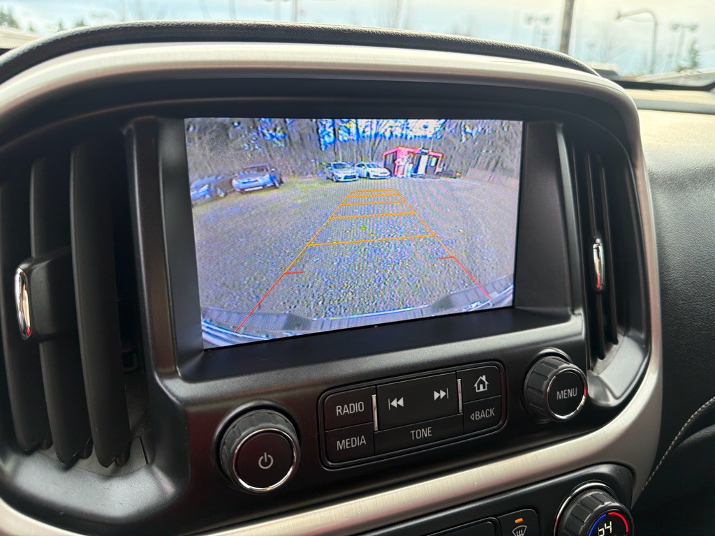 2015 GMC Canyon Image 16