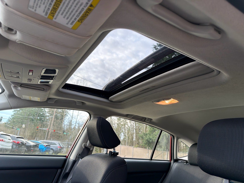 2016 Subaru Impreza Image 12