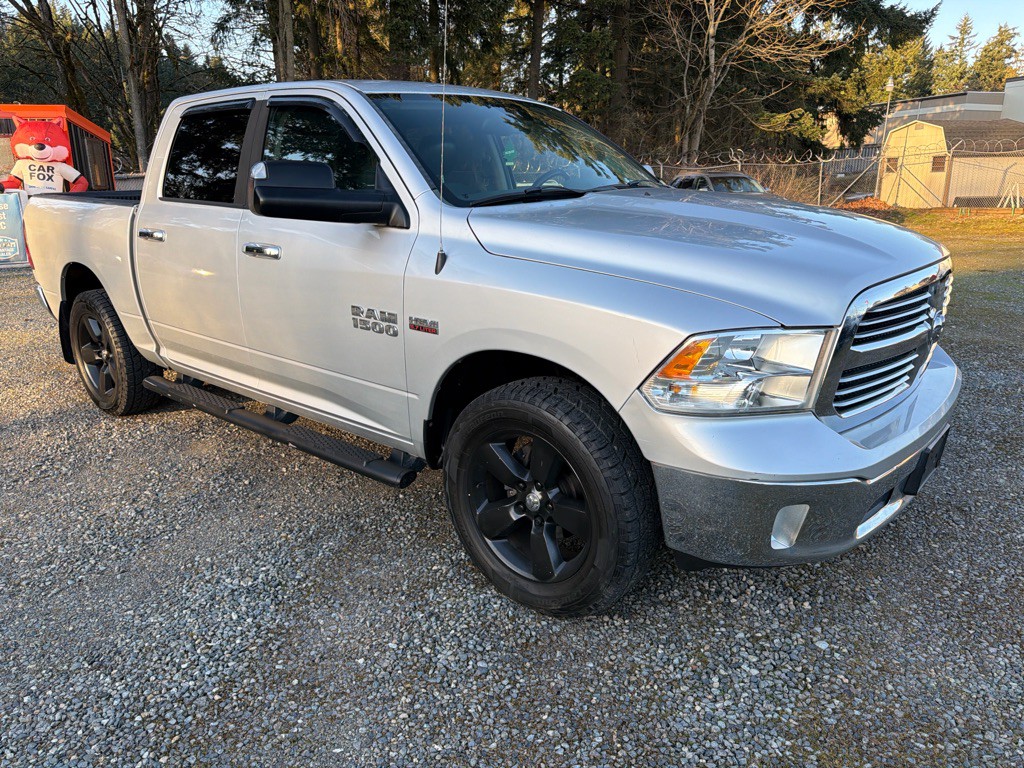 2015 RAM 1500 Image 3
