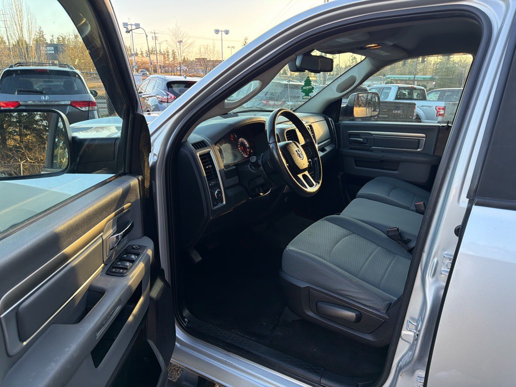 2015 RAM 1500 Image 10