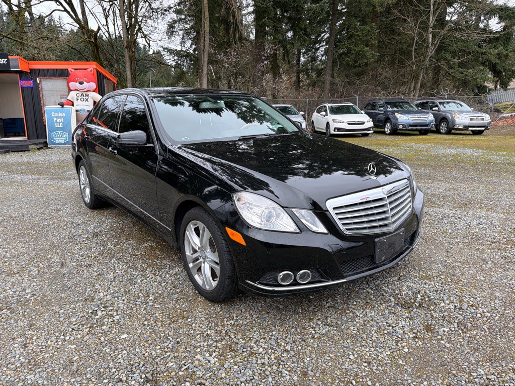 2010 Mercedes-Benz E-Class Image 2