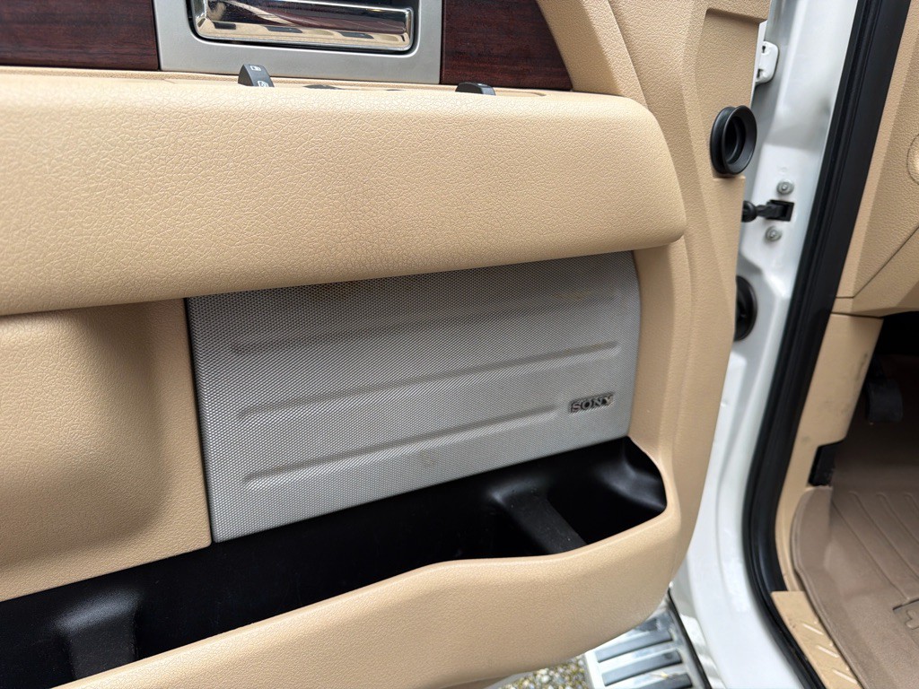 2014 Ford F-150 Image 19