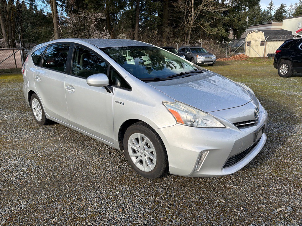2014 Toyota Prius Image 3