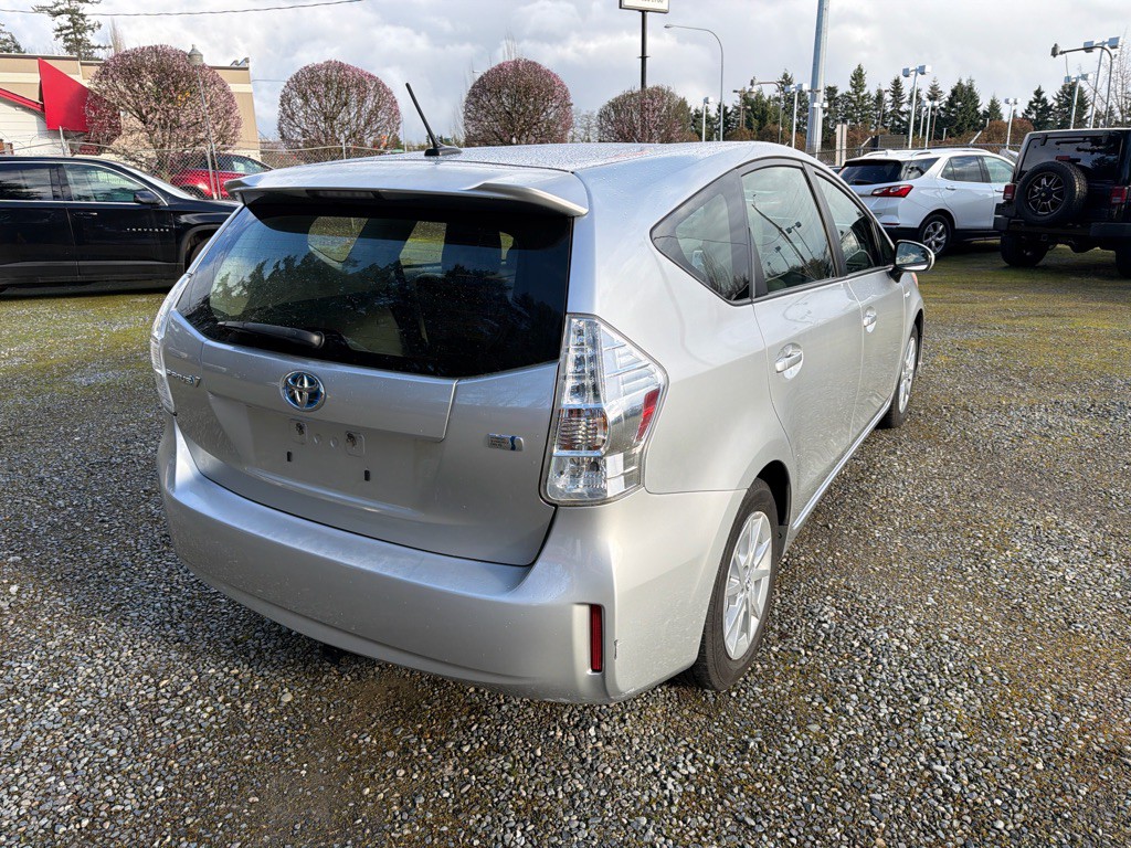 2014 Toyota Prius Image 4