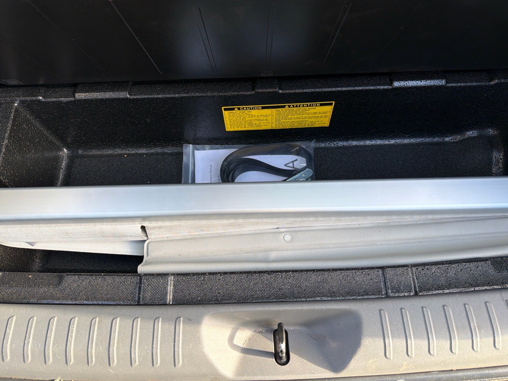 2014 Toyota Prius Image 17