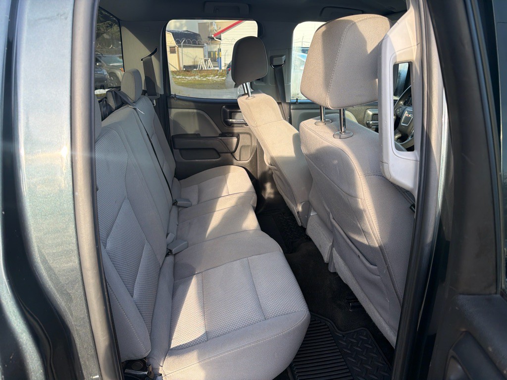 2018 GMC Sierra Image 8