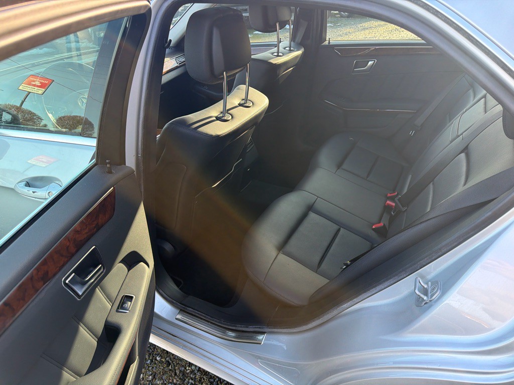 2013 Mercedes-Benz E-Class Image 7
