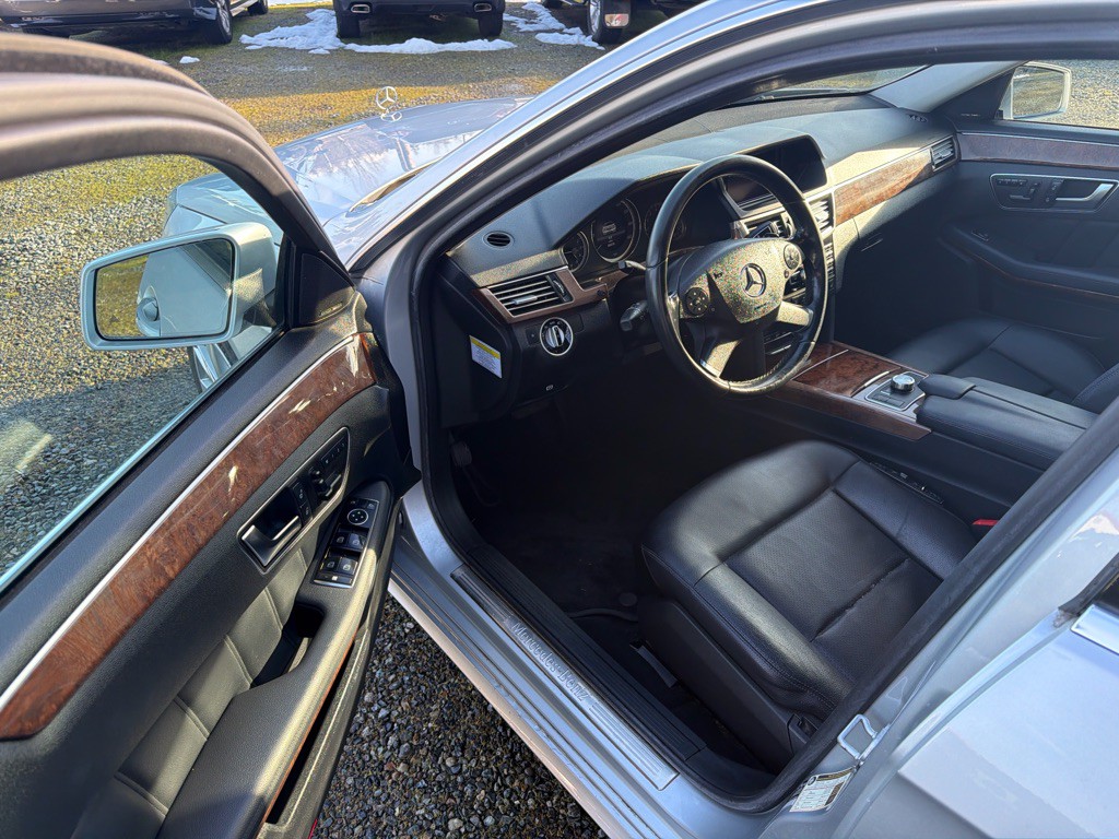 2013 Mercedes-Benz E-Class Image 10