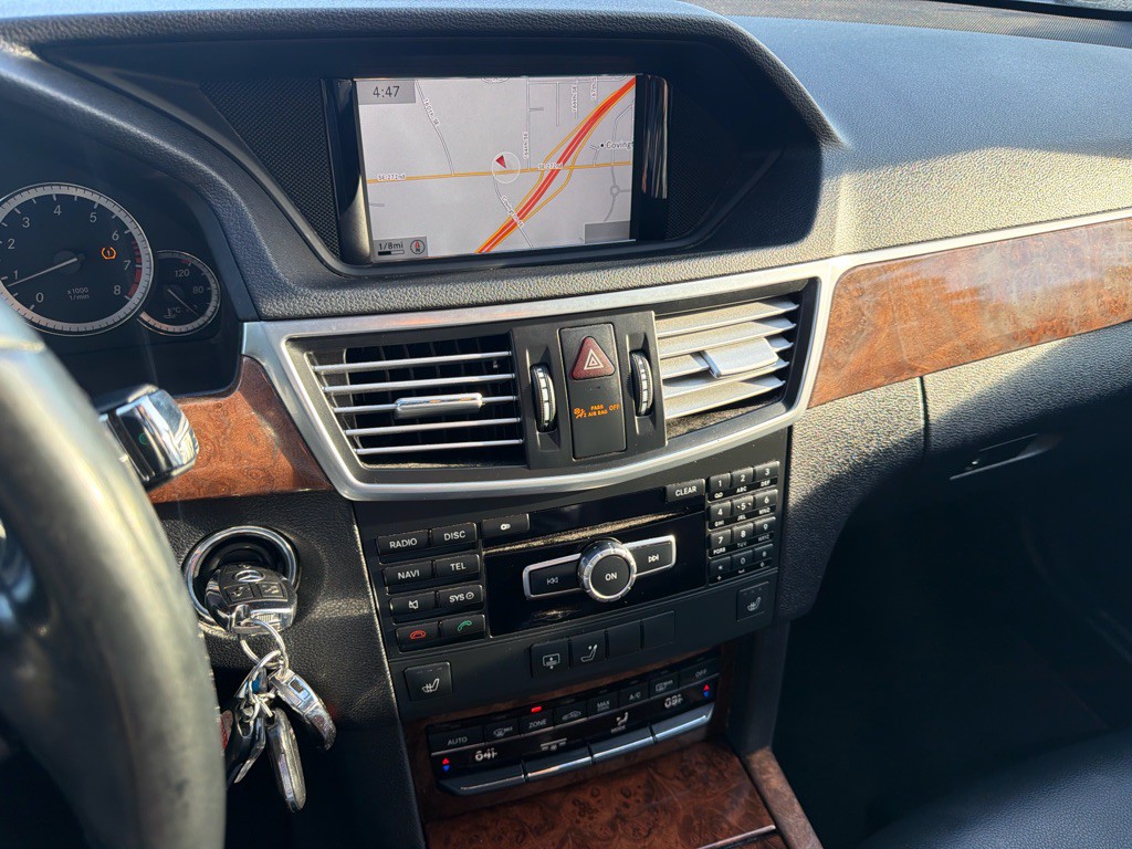 2013 Mercedes-Benz E-Class Image 15