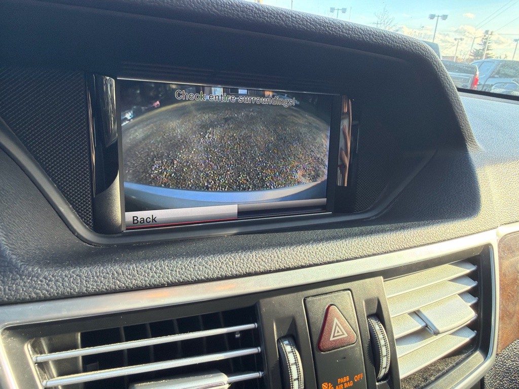 2013 Mercedes-Benz E-Class Image 16