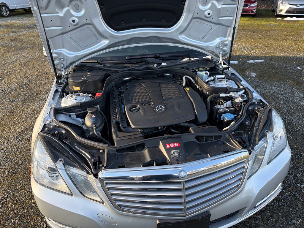 2013 Mercedes-Benz E-Class Image 20