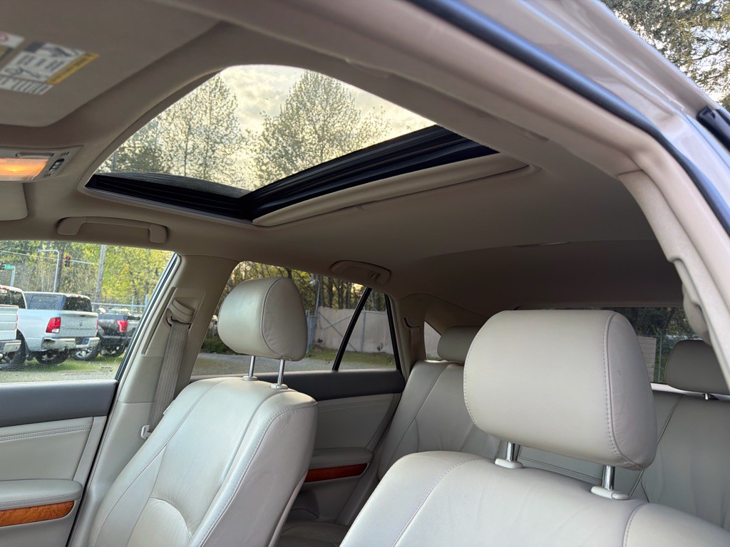 2007 Lexus RX Image 11